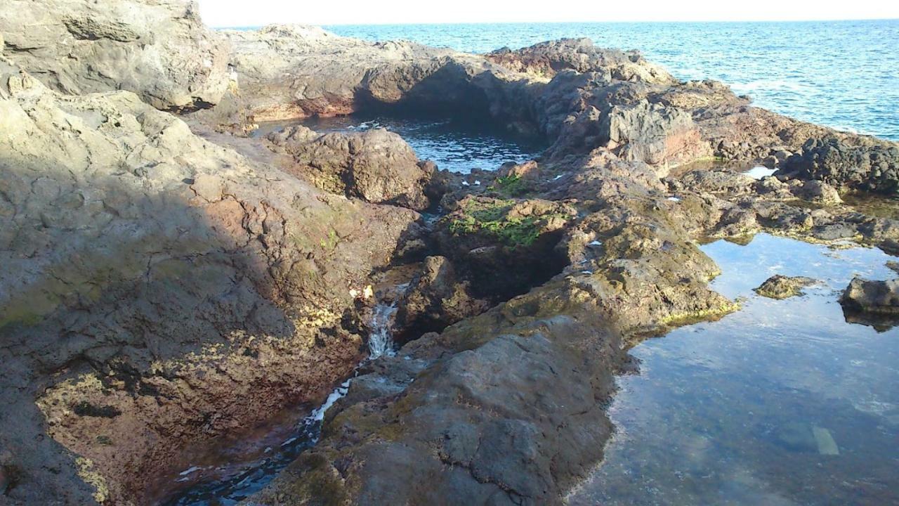 Agua Dulce De Tenerife Los Abrigos Luaran gambar